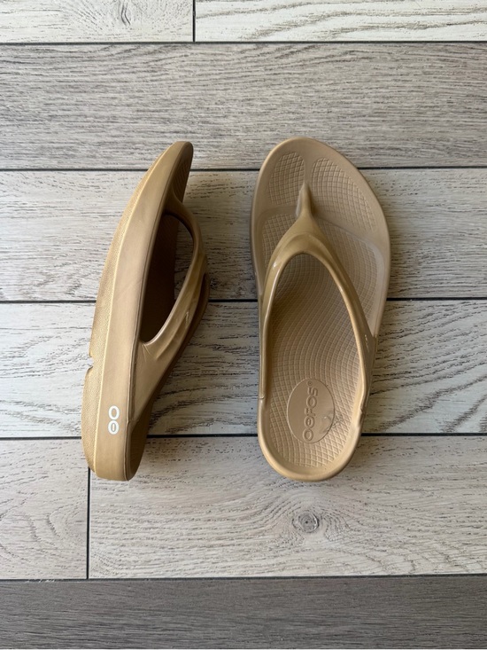 OOFOS Shoes - OOFOS Thong Sandals in Taupe Neutral